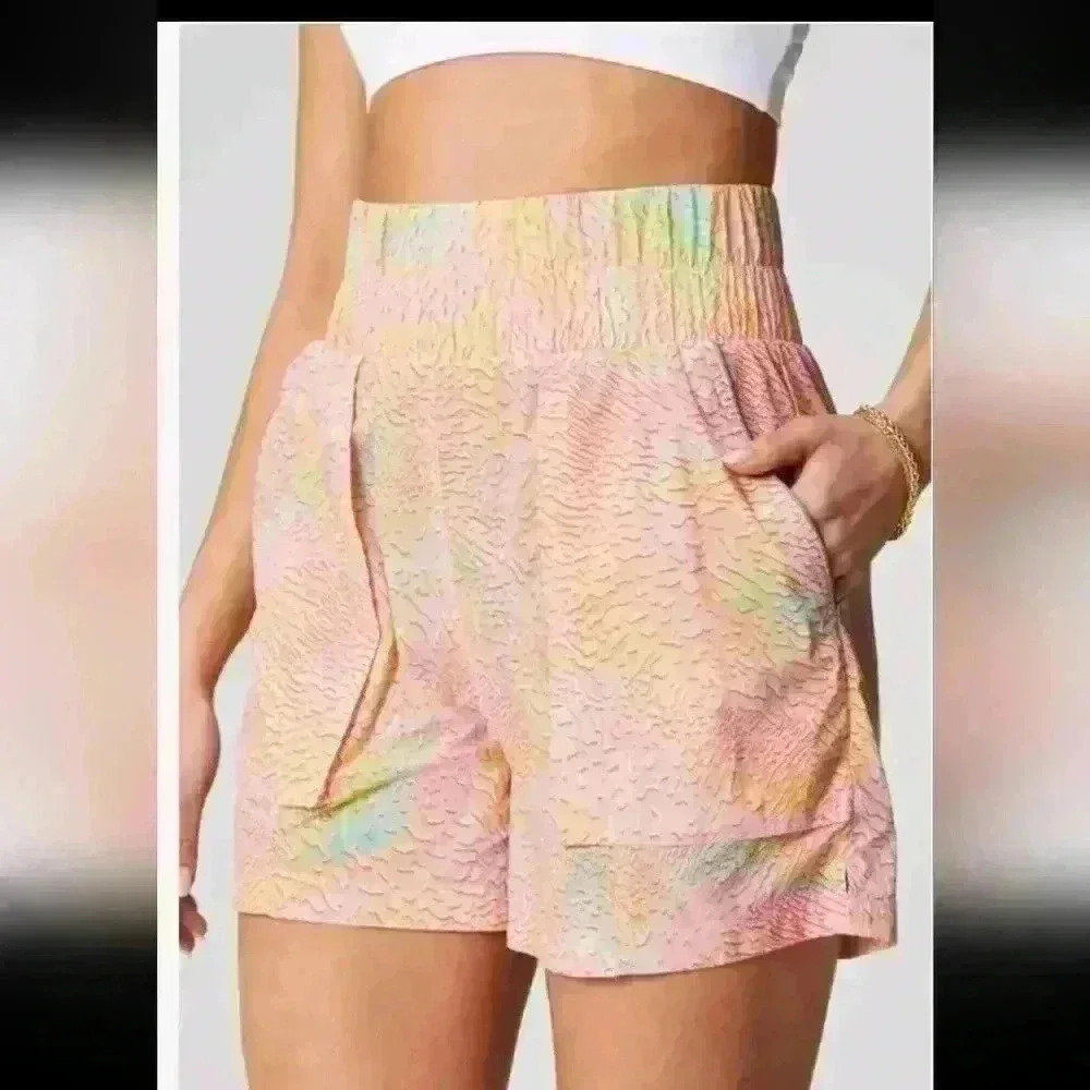 Fabletics Womens Ultra High-Waisted Piped Nylon Shorts M